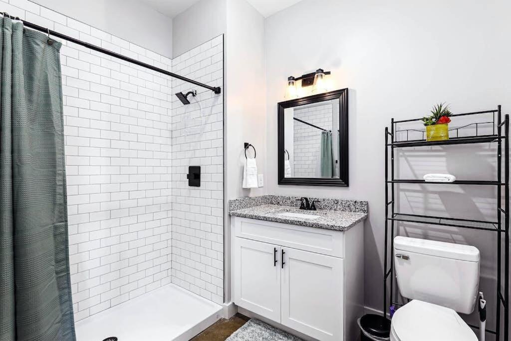 Brand New Condo Near Downtown Nash W Washer Dryer 내슈빌 외부 사진