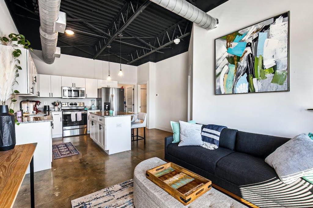 Brand New Condo Near Downtown Nash W Washer Dryer 내슈빌 외부 사진